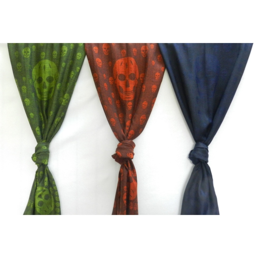 Pashmina Scarf - Skull Design - Gothic Blue - Picture 6 of 6